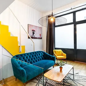Disponible - Paris - Duplex Tout Equipe - 6 Pers Appartement Paris